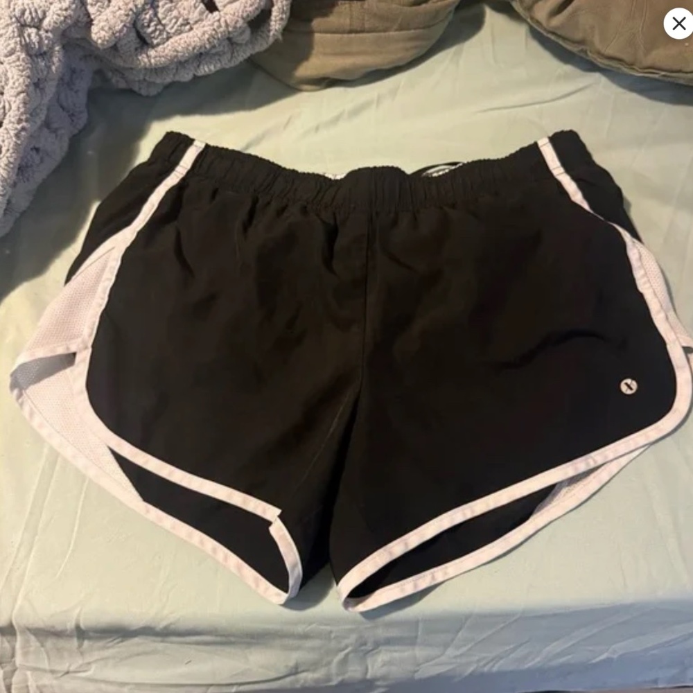 Xersion Women's Black and White Athletic Shorts